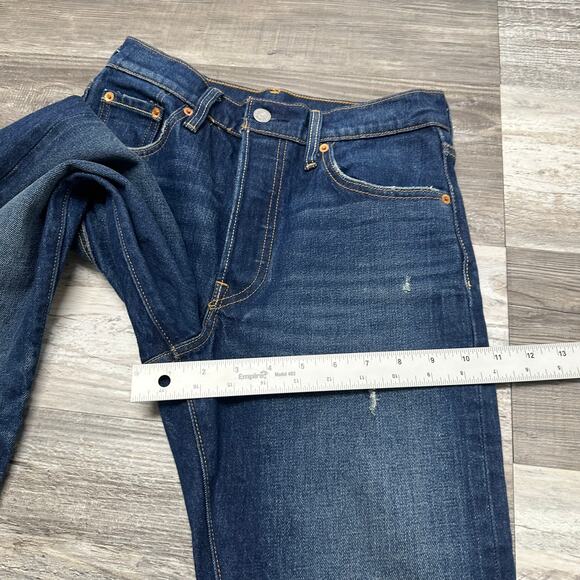 Levis 501 Faded Blue Womens 25x28 Button Fly Frayed Hem Straight Jeans Red Tab - Picture 11 of 13